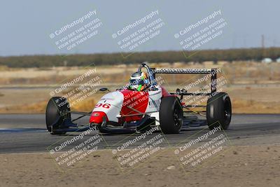 media/Oct-29-2022-CalClub SCCA (Sat) [[e05833b2e9]]/Race Group 2/Qualifying (Sweeper)/
